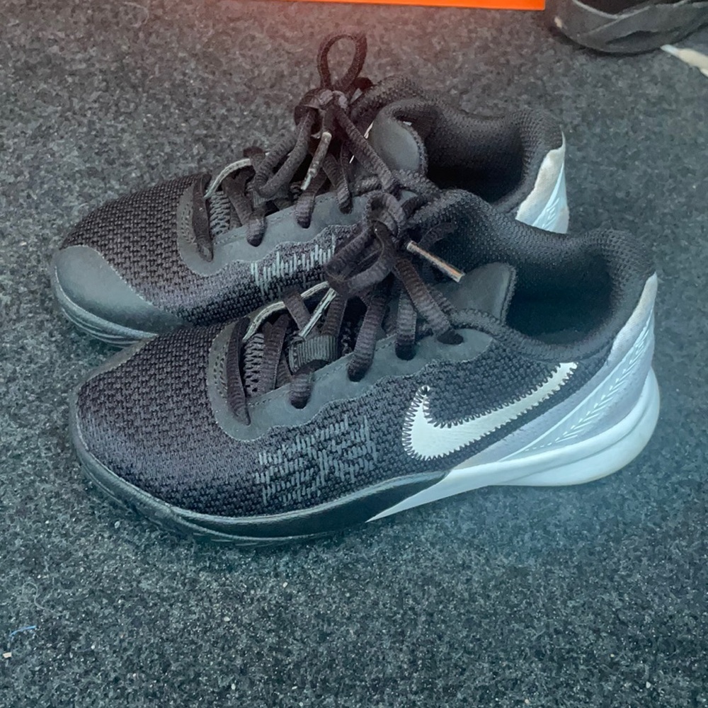 Boys nikes shoes
